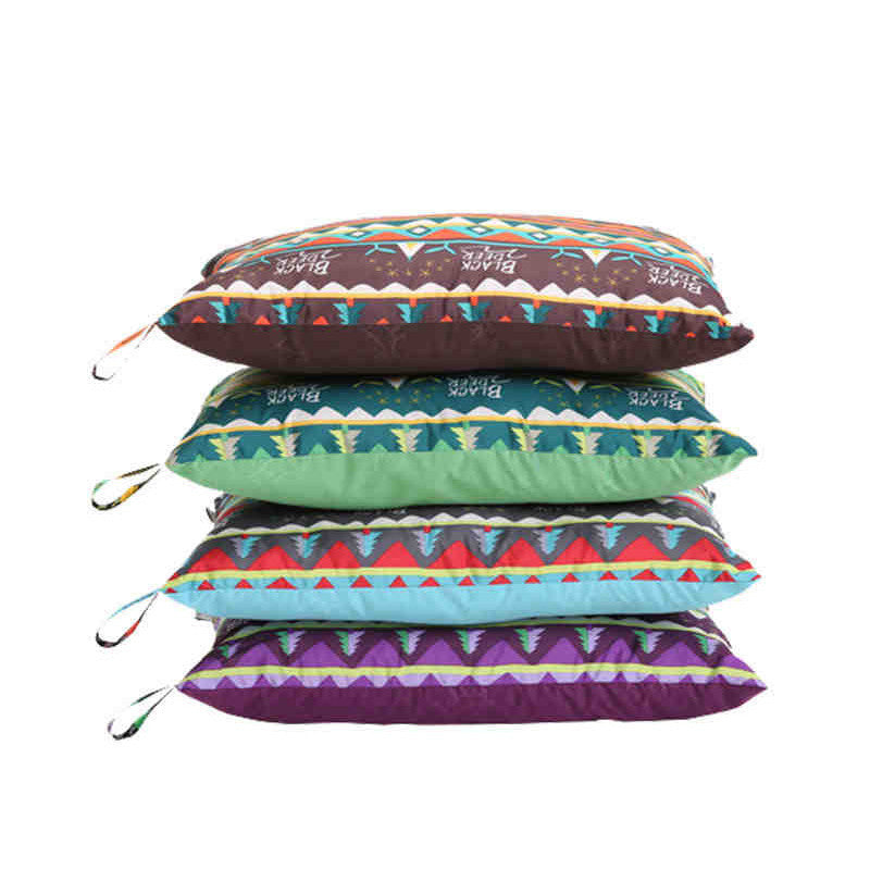HKM-288787 Portable Outdoor Camping Pillow - 80% Polyester Fiber & 20% Cotton, Compact Storage Size 25x13cm, Expanded Size 40x30x10cm