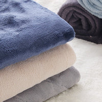 HKM-300755 Large and Small Pet Blanket for Dogs and Cats - Cozy Quilt for All Seasons