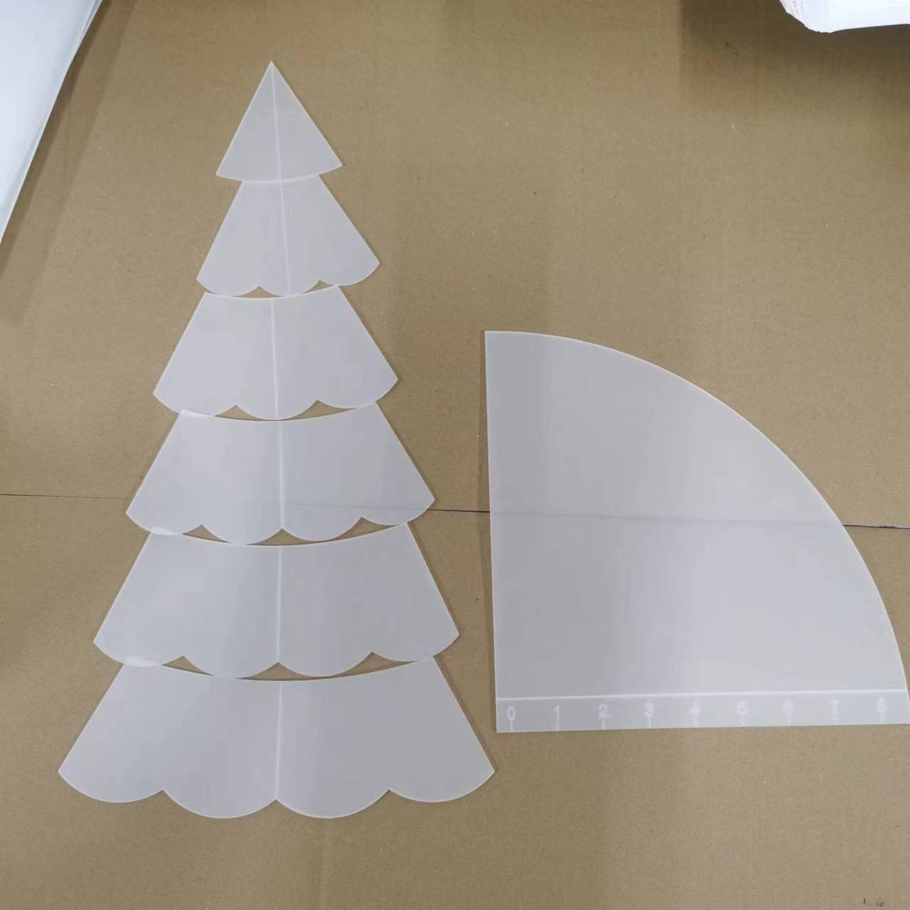 HKM-302227 Handmade Acrylic Christmas Tree Quilt Cover Ruler in Small, Medium, and Large Sizes