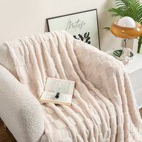 HKM-310675 Thickened Checkered Jacquard Nap Wool Blanket - Available in Milky White and Hulan