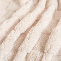 HKM-310675 Thickened Checkered Jacquard Nap Wool Blanket - Available in Milky White and Hulan