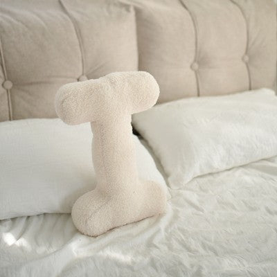 HKM-313107 Plush Alphabet Pillow Cushion for Home Decor and Photography Props