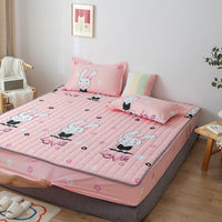 HKM-314131 Waterproof Quilted Bedspread Mattress Cover for 30cm Mattresses
