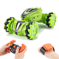 HKM-314387 Remote Control Stunt Twist Car with Lights and Music - 1:18 Scale Off-Road Climbing Vehicle, Indoor-Outdoor Fun