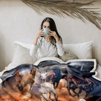 HKM-316115 Sherpa Fleece Horse-Themed Blanket for Couch, Camping, and Office Use