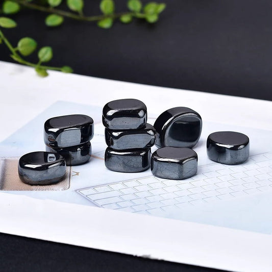 HKM-318099 Natural Hematite Raw Stone Ornaments - Various Sizes (1-4cm) - Modern Black Crystal Decor
