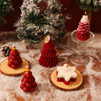 HKM-318867 Elegant Christmas Red Aromatherapy Candle - Handmade Soy Wax Decoration for a Festive Atmosphere
