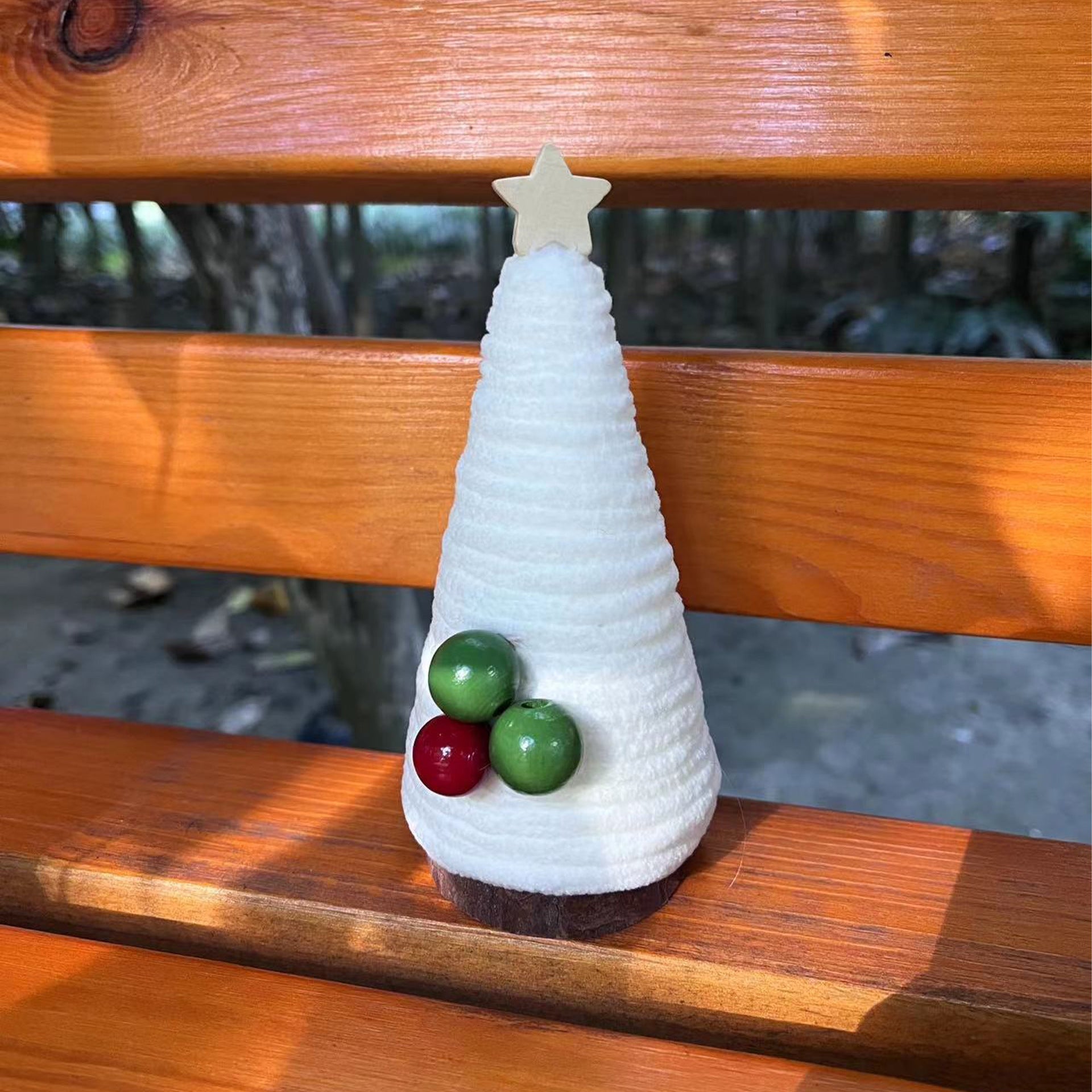 HKM-320339 Mini Christmas Tree Decorations in Red, White, and Green - Cotton Thread, 12cm to 21cm