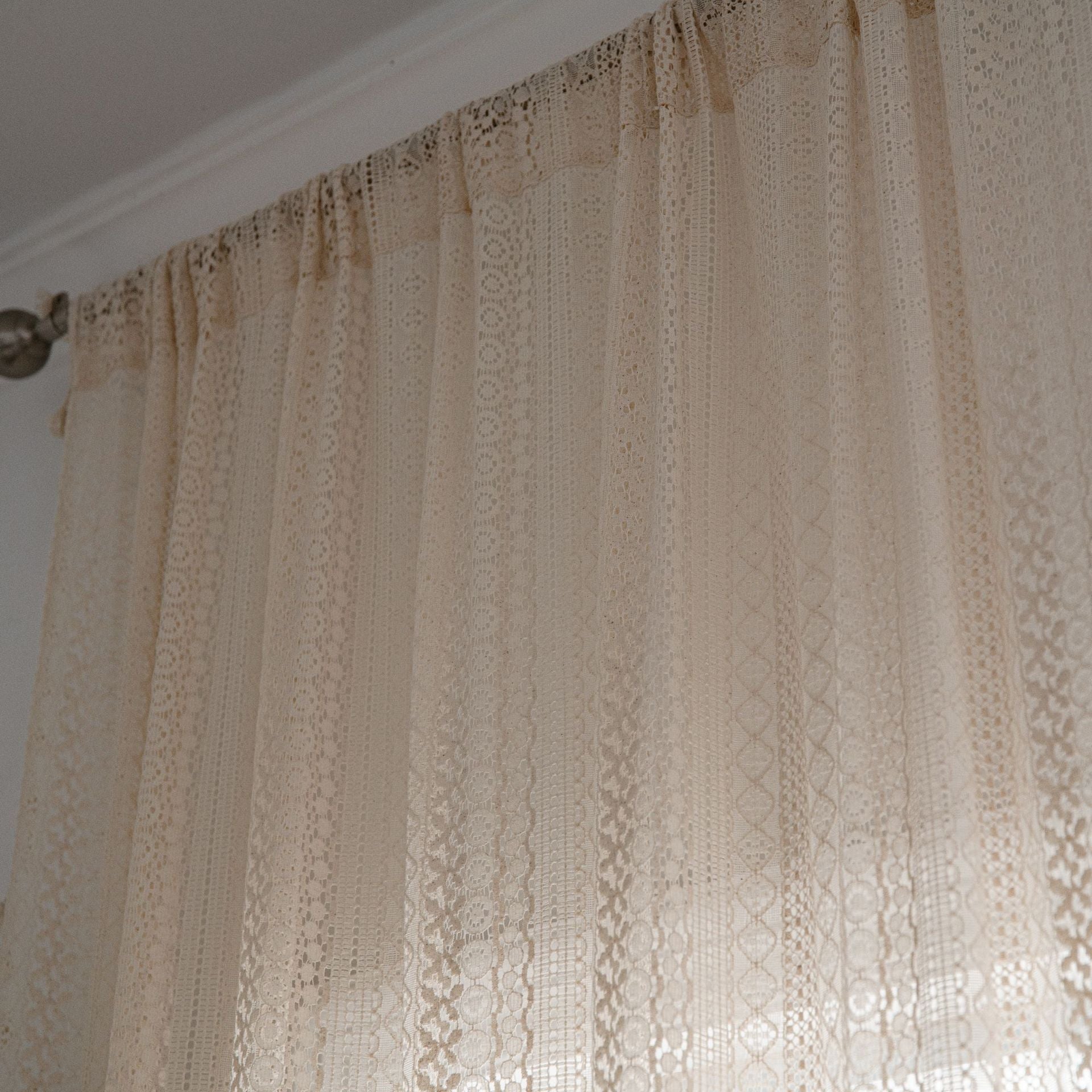 HKM-324883 Translucent Cotton Crochet Curtain in Copper Money and Rice Broom Styles