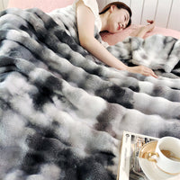 HKM-332243 Multicolor Geometric Bubble Velvet Blanket - Available in Various Sizes