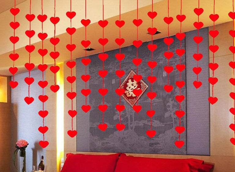 HKM-340691 DIY Non-Woven Flower Heart Curtain with 16 Hearts and 3-Meter Red Rope