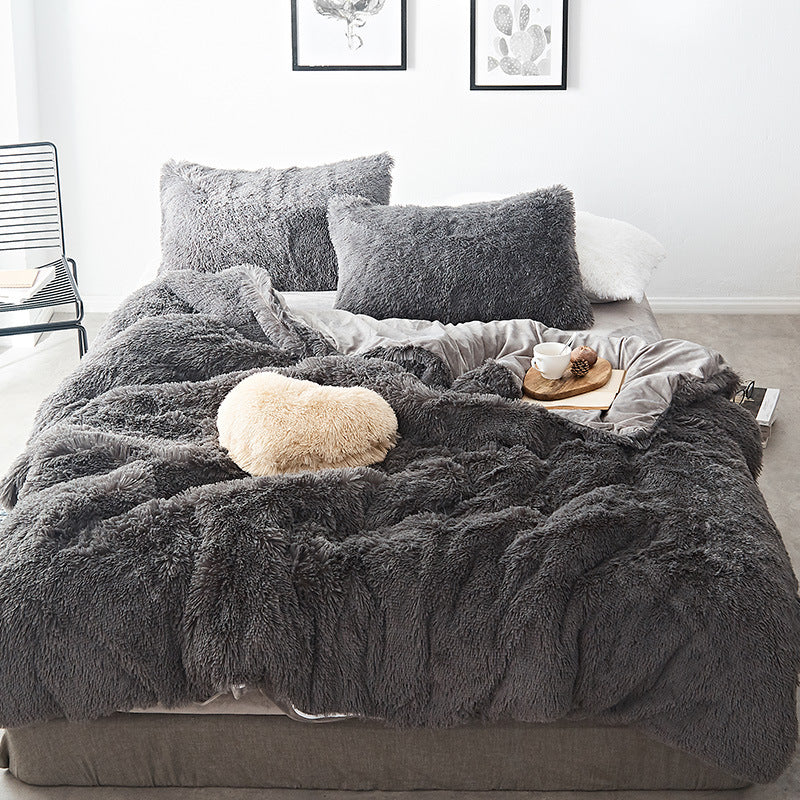 HKM-343763 Crystal Velvet Four-Piece Bedding Set in Cloud Mink Velvet - Personalized Fashion Design