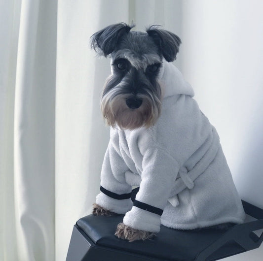 HKM-343955 Cozy White Polyester Bathrobe for Pets in Various Sizes