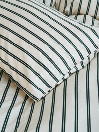 HKM-344211 Double Bed Fitted Sheet Set with Stripe Design in Cotton - Includes Fitted Sheet, Quilt Cover, and Pillowcases