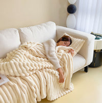 HKM-346515 Double-Sided Thick Bubble Velvet Blanket in Soft Colors for All-Season Comfort