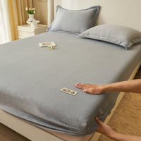 HKM-350035 Solid Color Fleece-Lined Bedspread for 1.5m Bed in Modern Milk Fiber Design