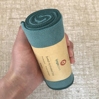 HKM-351763 Frog Sweat-Absorbent Yoga Towel - Small Square, 41x68CM, Multiple Color Options