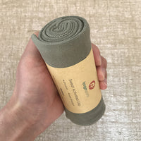 HKM-351763 Frog Sweat-Absorbent Yoga Towel - Small Square, 41x68CM, Multiple Color Options