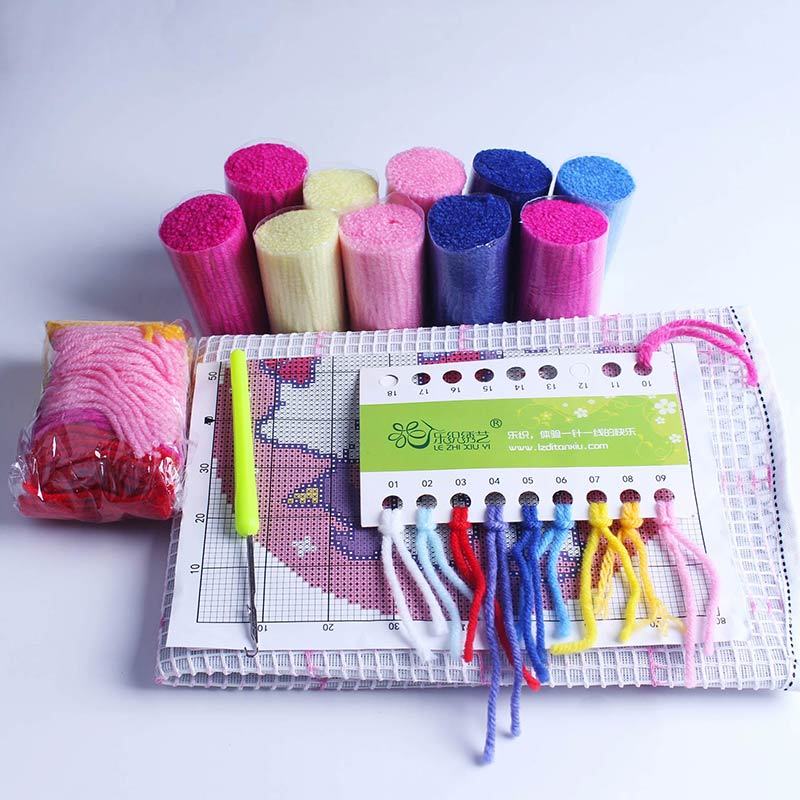 HKM-352147 Handmade Cartoon Wool Embroidered Pillow Cover DIY Material Kit