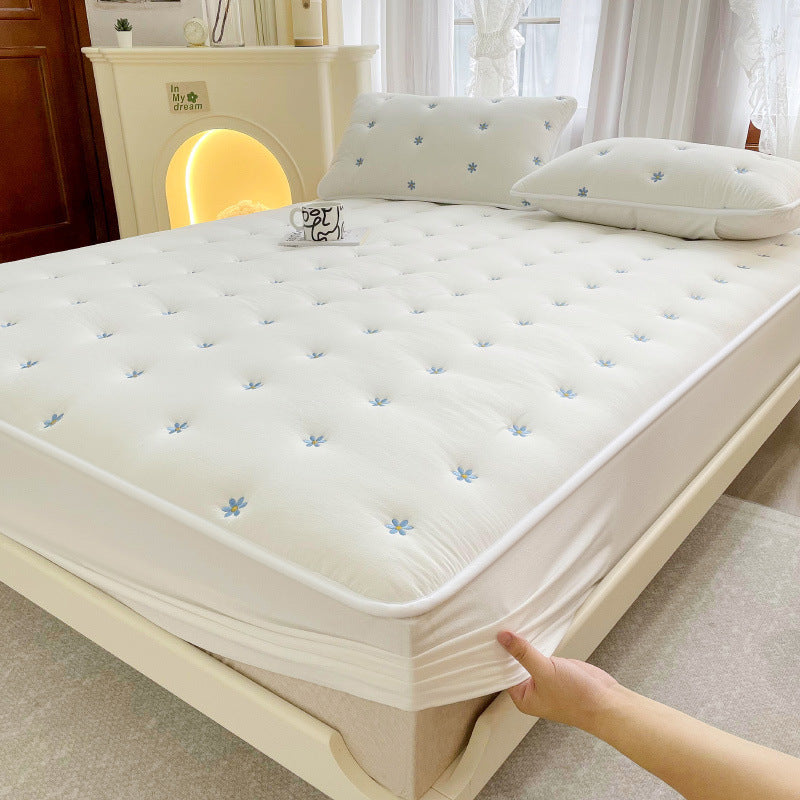 HKM-353811 Cotton Fitted Mattress Cover with Geometric Pattern in Various Sizes