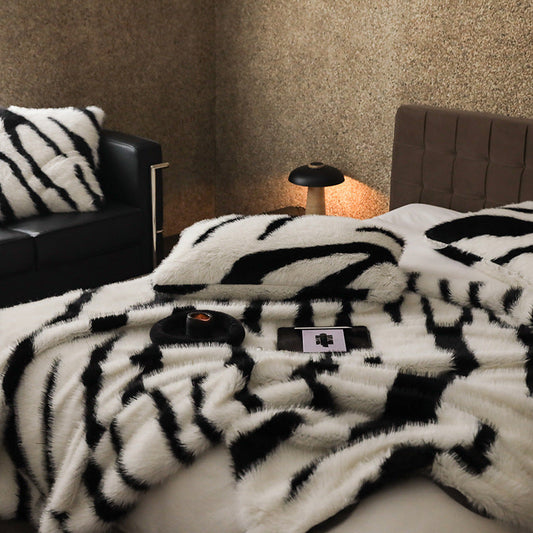 HKM-354963 Long-haired Rabbit Fur Velvet Blanket with Geometric Patterns in Multiple Sizes and Colors