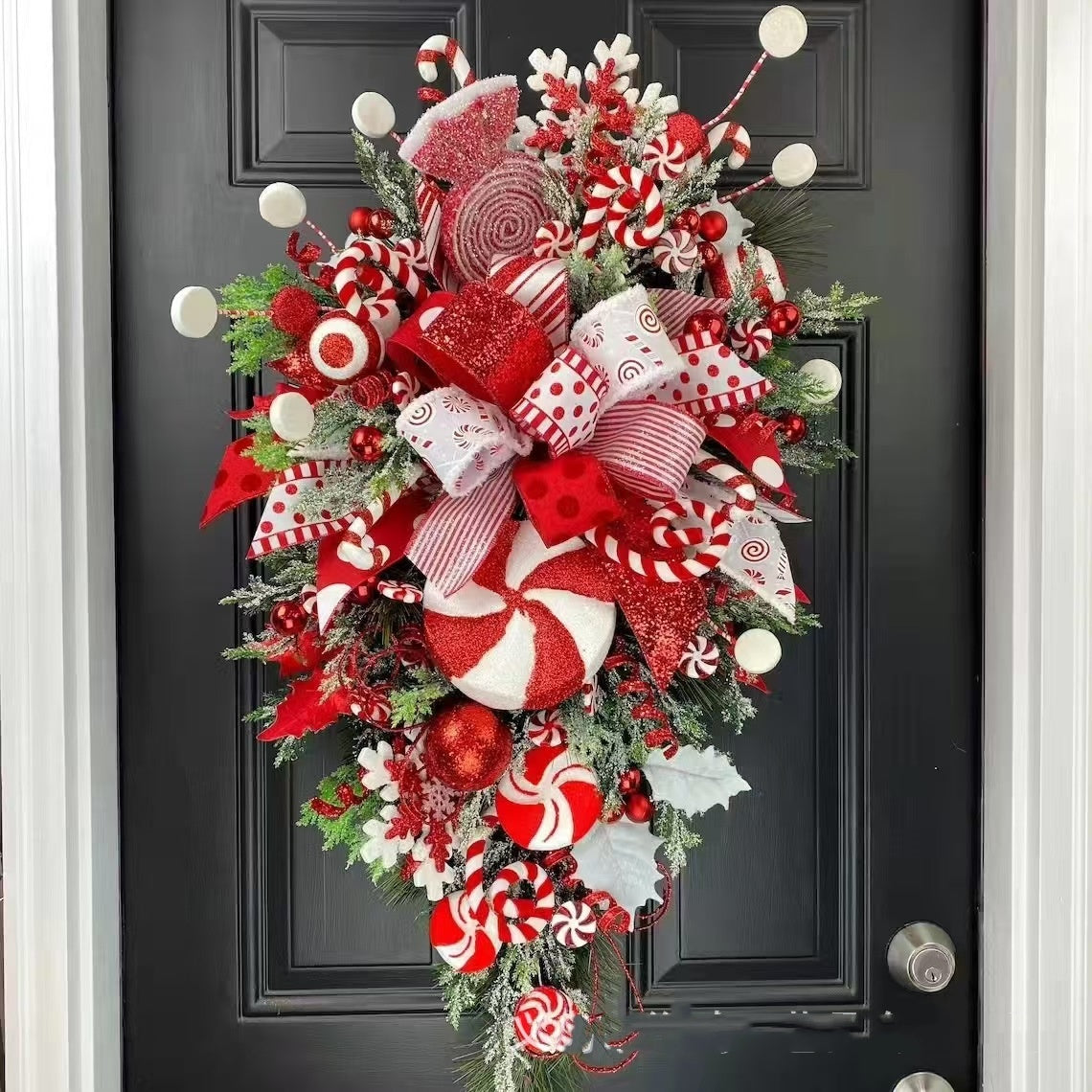HKM-356563 Artificial Christmas Wreath Garland - Festive Holiday Decoration for Home, Porch, Window, or Door