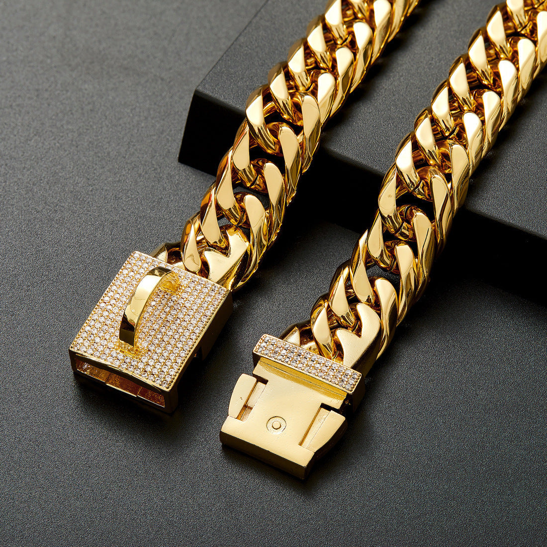 HKM-356819 Golden Stainless Steel Woven Chain Dog Collar - Adjustable Length 14 to 26 Inches
