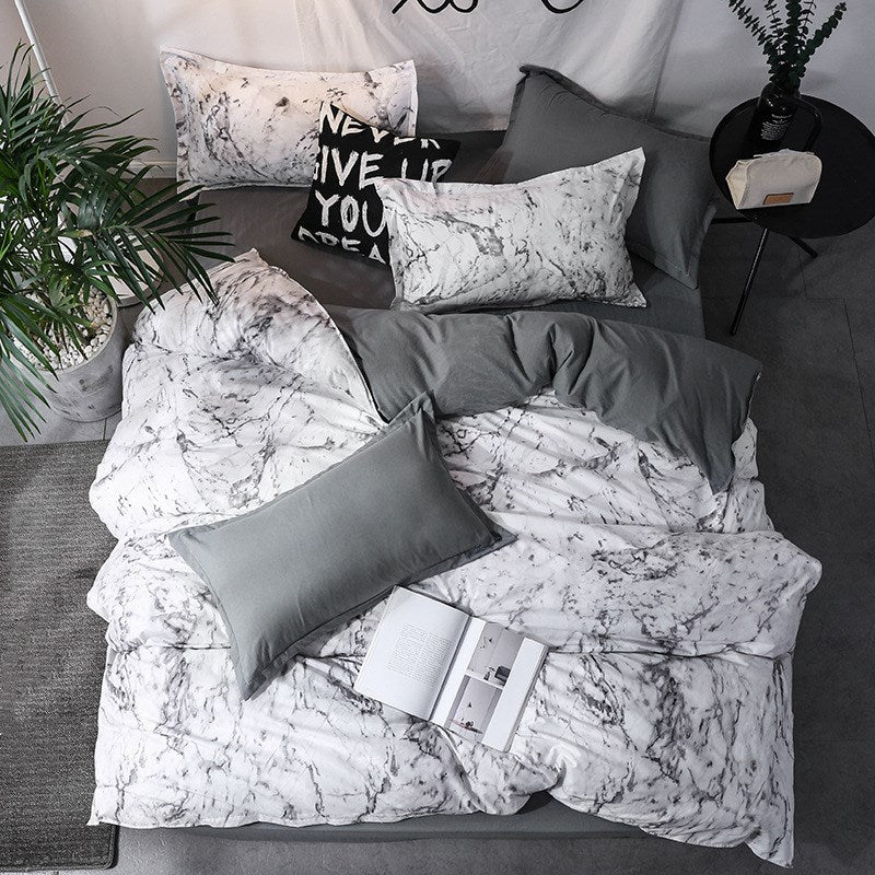 HKM-357267 Four-Piece Personalized Fashion Bedding Set with Geometric Pattern in Various Sizes