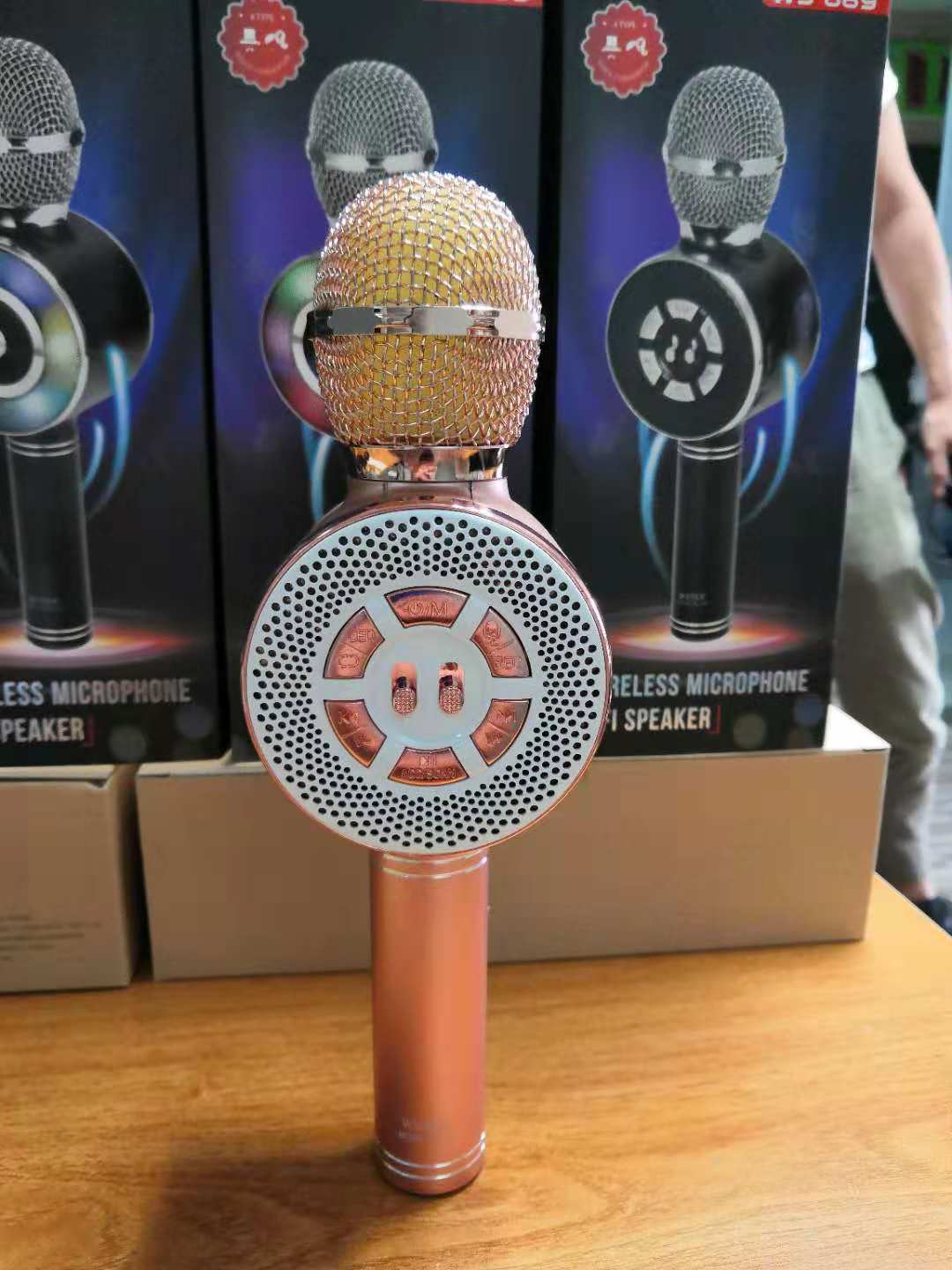 KTX-357651 Wireless Bluetooth Microphone with 1500mAh Battery, Integrated KTV Audio System