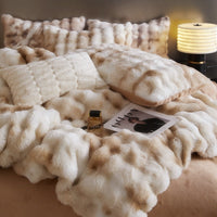 HKM-359571 Fur Velvet Fitted Sheet Set - Four-Piece Bedding Collection for 1.5m, 1.8m, and 2.0m Beds