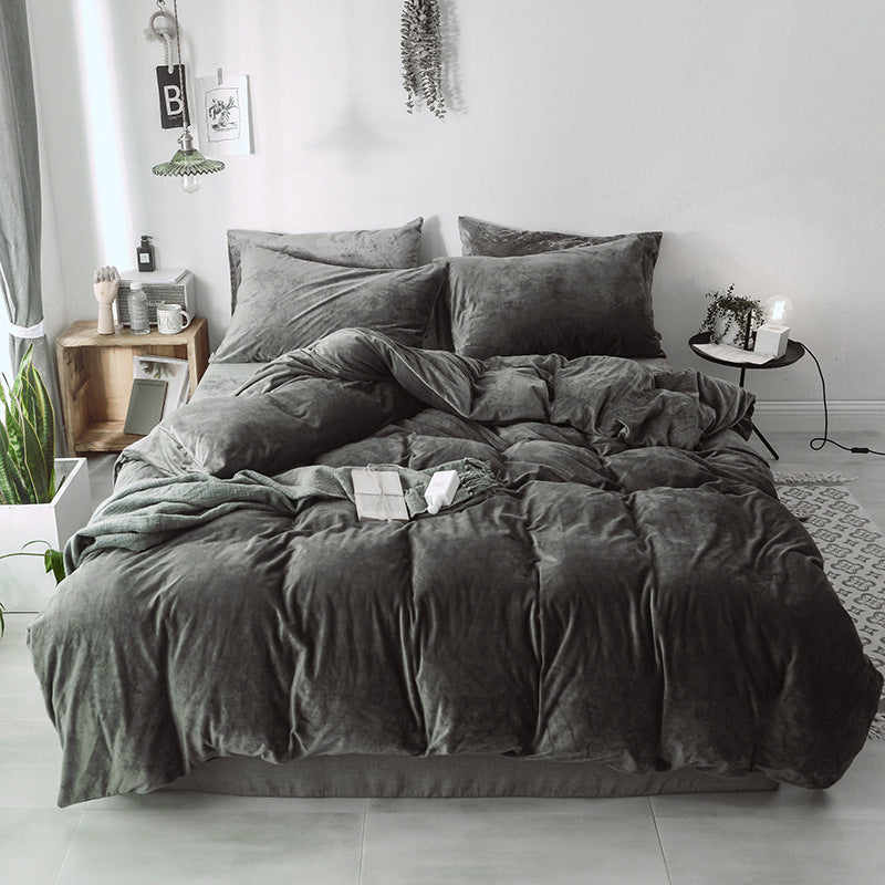 HKM-364691 Velvet Four-Piece Bedding Set for Winter Comfort