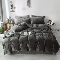 HKM-364691 Velvet Four-Piece Bedding Set for Winter Comfort