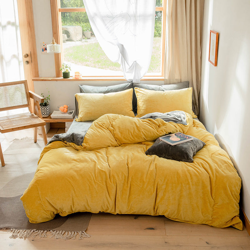HKM-364691 Velvet Four-Piece Bedding Set for Winter Comfort