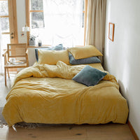 HKM-364691 Velvet Four-Piece Bedding Set for Winter Comfort