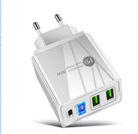 HKM-365907 Dual USB Fast Charge Mobile Phone Charger with PD and Indicator Light