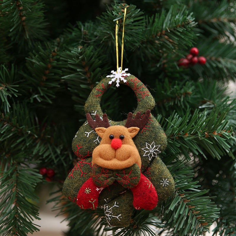 HKM-371219 Festive Non-Woven Fabric Holiday Tree Pendants: Elk, Bear, and Snowman Designs