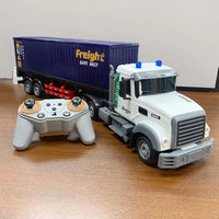 HKM-378003 Remote Control 1:12 Scale Semi Truck with Lights and Music - 9 Channels, Ready-to-Go