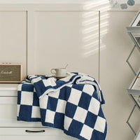 HKM-380499 Geometric Pattern Thin Air Conditioning Blanket for All Seasons - 127 x 152 CM