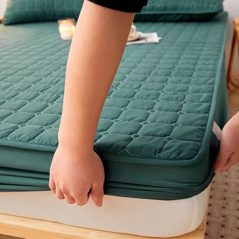 KTX-381459 Thick Dustproof Non-slip Quilted Fitted Sheet for All Seasons - Multiple Sizes Available