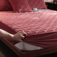 HKM-381651 Quilted Crystal Velvet Bed Sheet Cover - Non-Slip & Warm for Standard and Heightened Mattresses