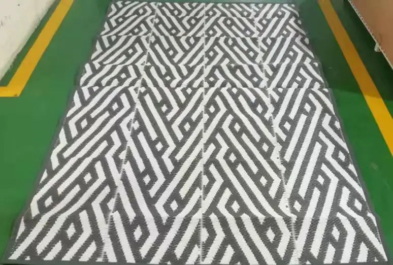 KTX-382163 Black and White Polypropylene RV Mat for Indoor and Outdoor Use