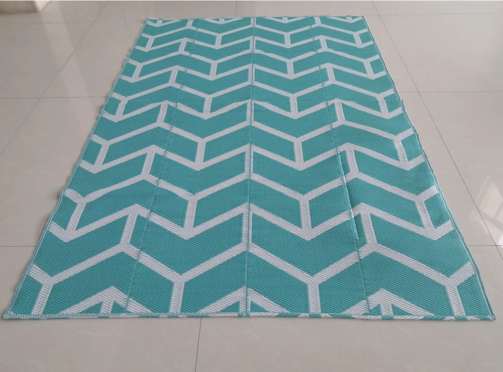 KTX-382163 Black and White Polypropylene RV Mat for Indoor and Outdoor Use