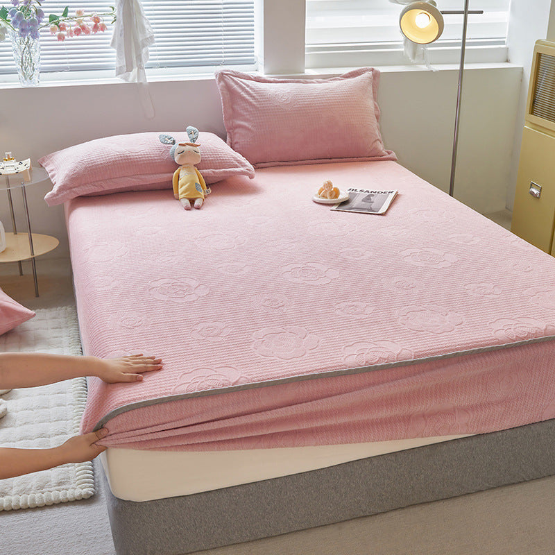 HKM-382611 Milk Fiber Fitted Sheet with Three-Dimensional Floral Design in Various Colors and Sizes