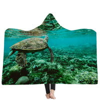 HKM-383379 Ocean Turtle Series Hooded Blanket Cape - Winter Warmth in Soft Polyester and Plush, 150x200 cm