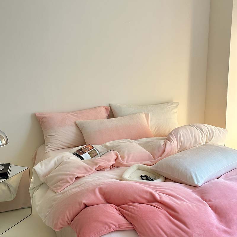 HKM-386579 Cream Girl Geometric Pattern Four-Piece Milk Fiber Bedding Set with Duvet Cover and Pillowcases