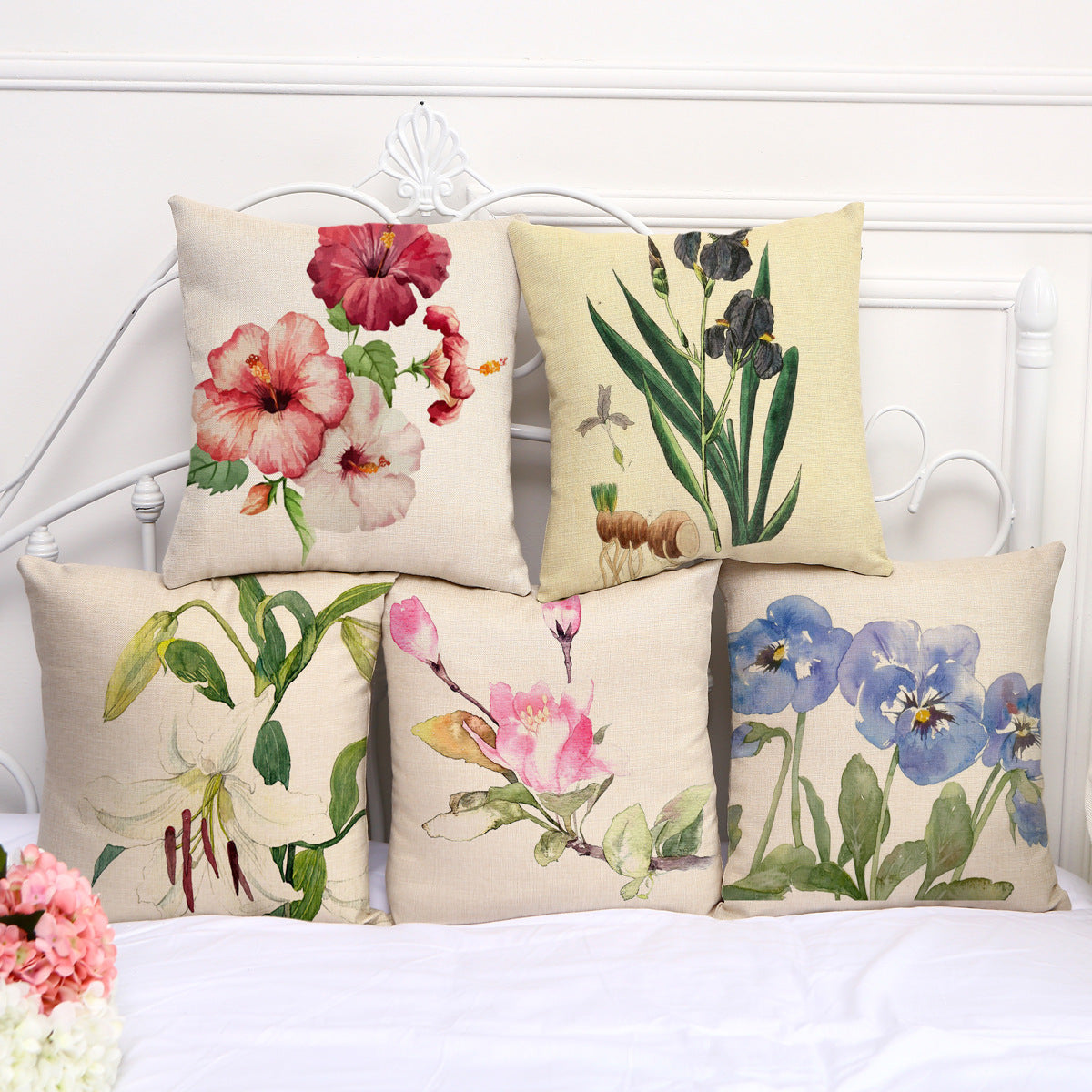 HKM-387539 Ink Painting Floral Cushion Cover - Peach Skin Fabric, 45x45 cm