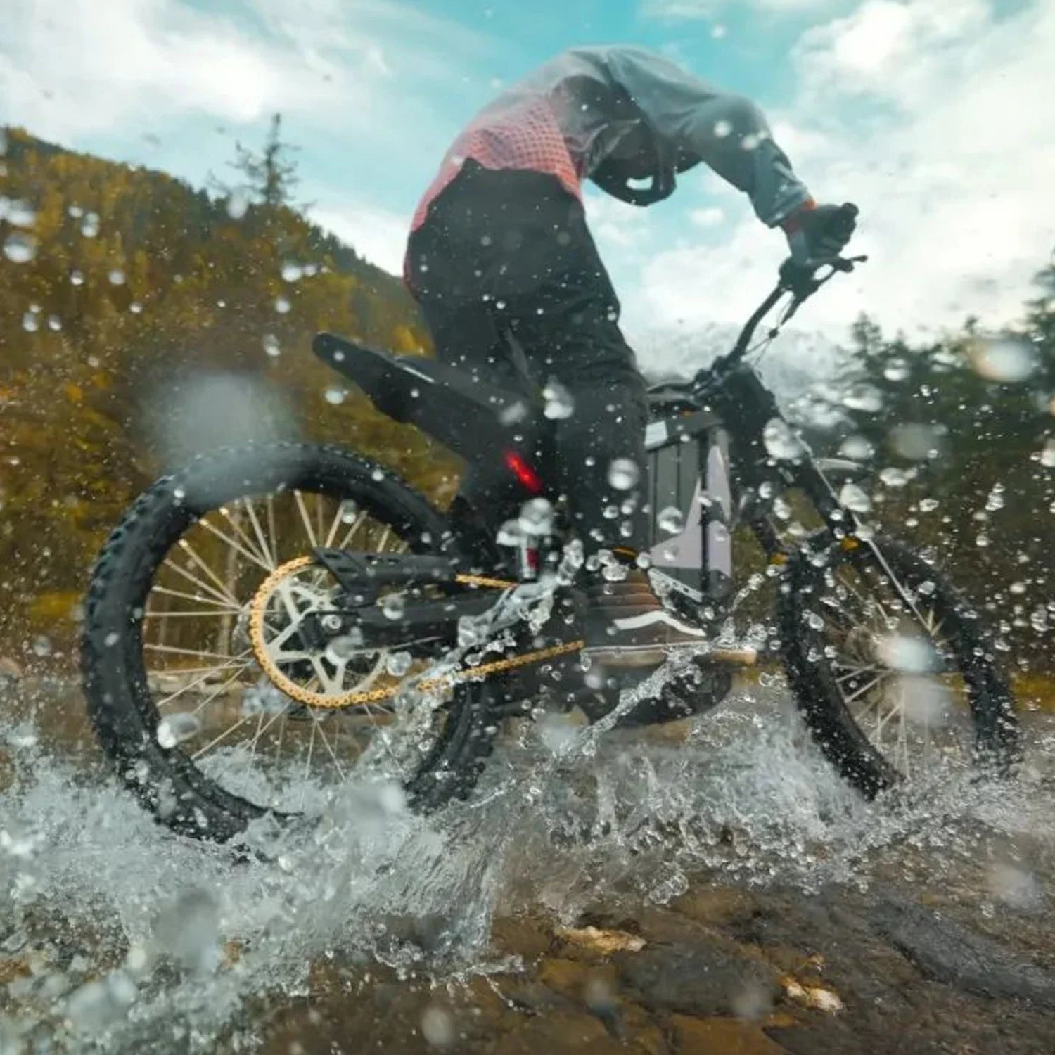 KTX-394707 High-Performance 72V 8000W Electric Dirt Bike with 35Ah Lithium Battery and Hydraulic Disc Brakes