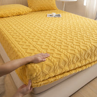 HKM-398419 Taffon Quilted Fitted Sheet in Various Sizes - Polyester-Cotton Blend with Tie Dye Design