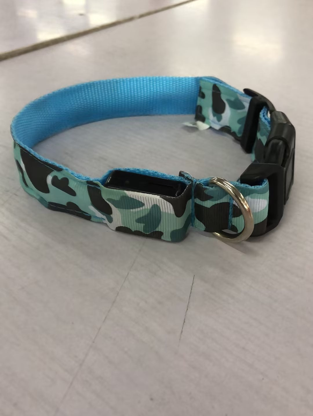 HKM-400915 Luminous Camouflage Dog Collar with Adjustable Lighting Modes and Durable Nylon Material