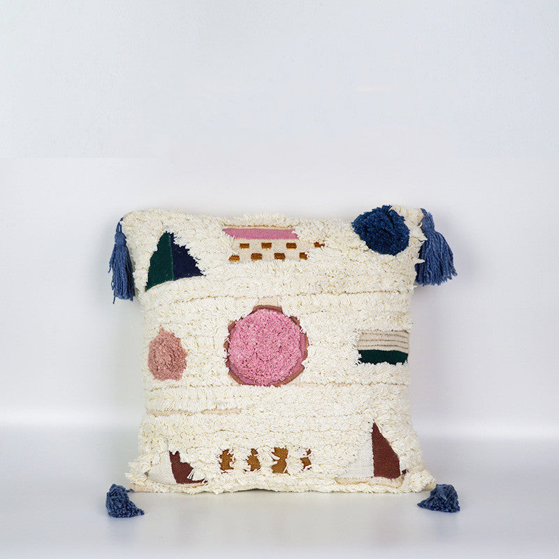 HKM-403539 Cotton Tufted White Pillowcase with Tassels for a Chic Casual Aesthetic